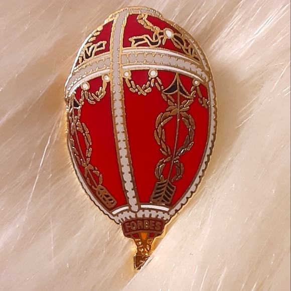 Forbes Egg Hot Air Balloon Pin - Picture 1 of 5